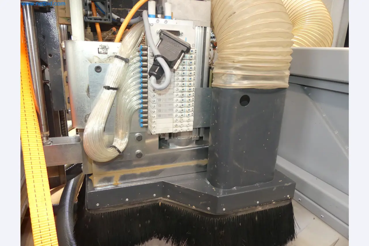 Nesting CNC machining centers FELDER FORMAT4 Profit H100 22.32 - High-performance technology for carpenters and joiners-38