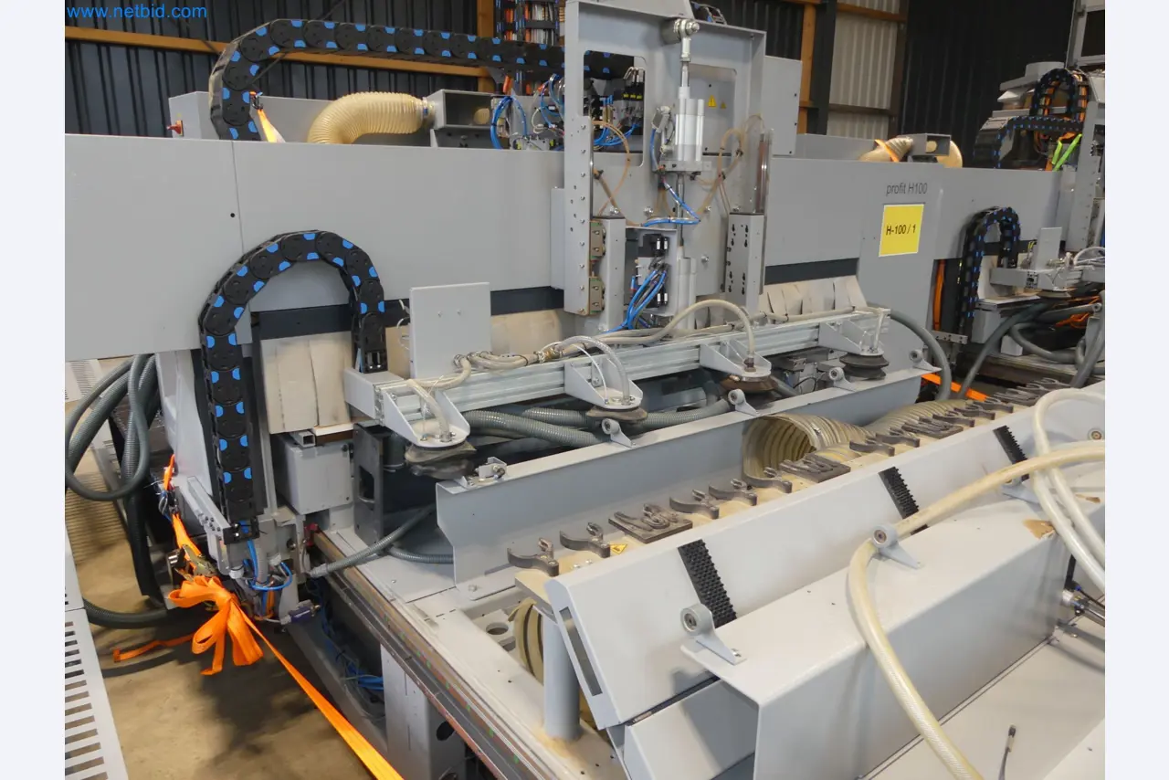 Nesting CNC machining centers FELDER FORMAT4 Profit H100 22.32 - High-performance technology for carpenters and joiners-42