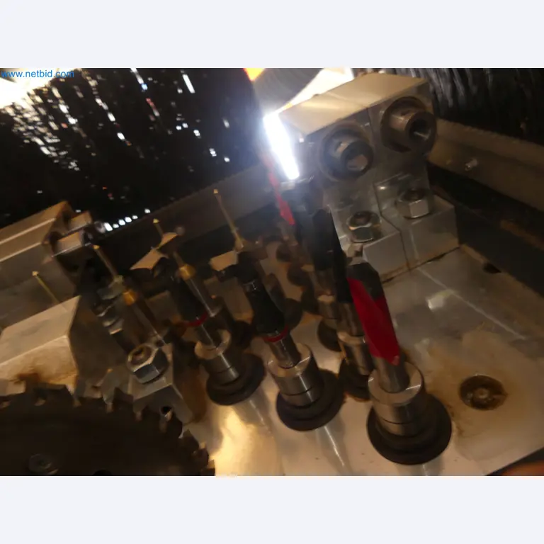 Nesting CNC machining centers FELDER FORMAT4 Profit H100 22.32 - High-performance technology for carpenters and joiners-44