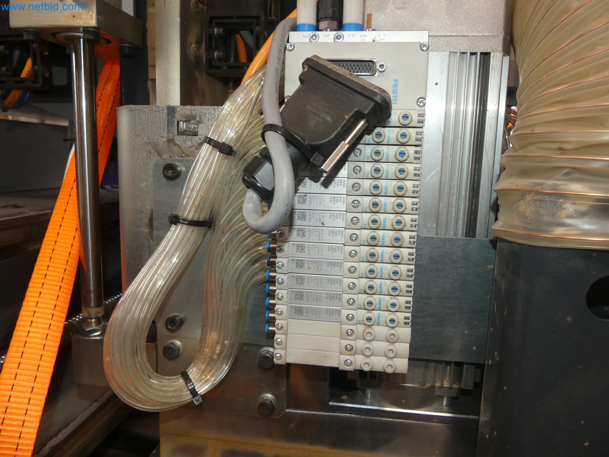 Nesting CNC machining centers FELDER FORMAT4 Profit H100 22.32 - High-performance technology for carpenters and joiners-46