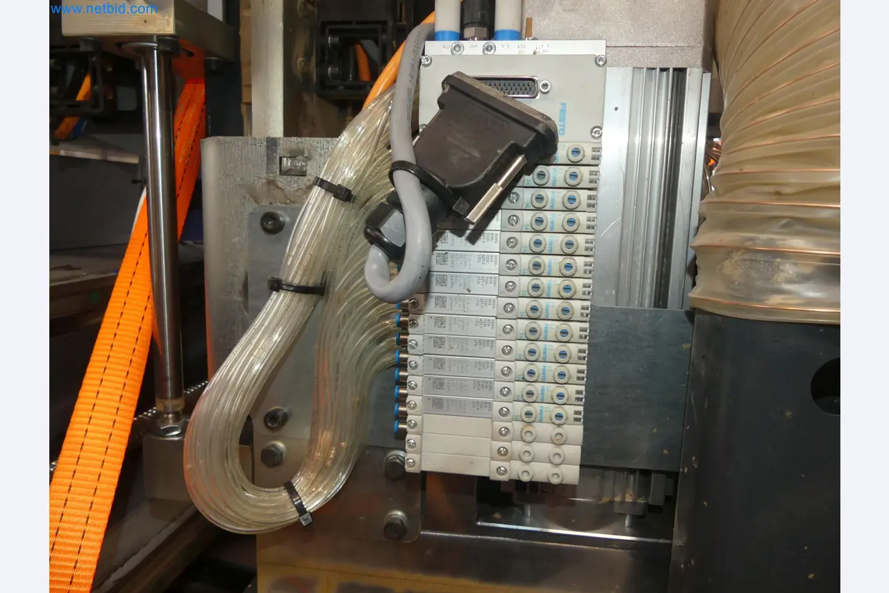 Nesting CNC machining centers FELDER FORMAT4 Profit H100 22.32 - High-performance technology for carpenters and joiners-46