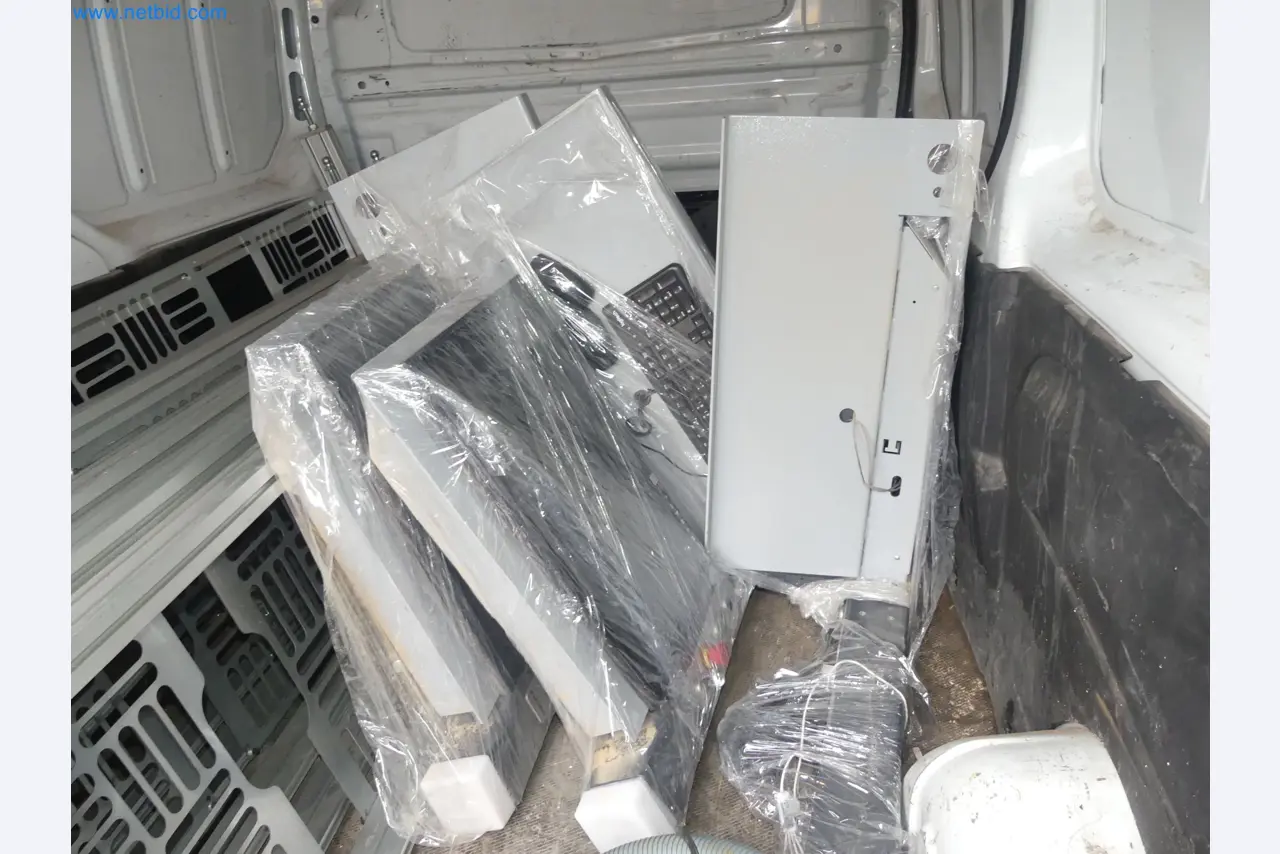 Nesting CNC machining centers FELDER FORMAT4 Profit H100 22.32 - High-performance technology for carpenters and joiners-64