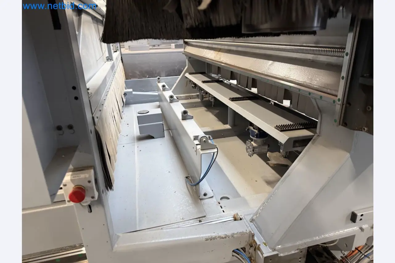 Nesting CNC machining centers FELDER FORMAT4 Profit H100 22.32 - High-performance technology for carpenters and joiners-13