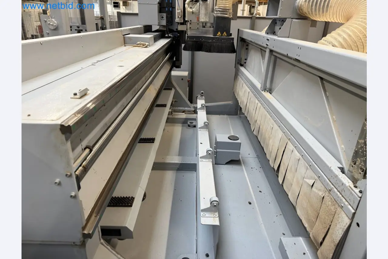 Nesting CNC machining centers FELDER FORMAT4 Profit H100 22.32 - High-performance technology for carpenters and joiners-20