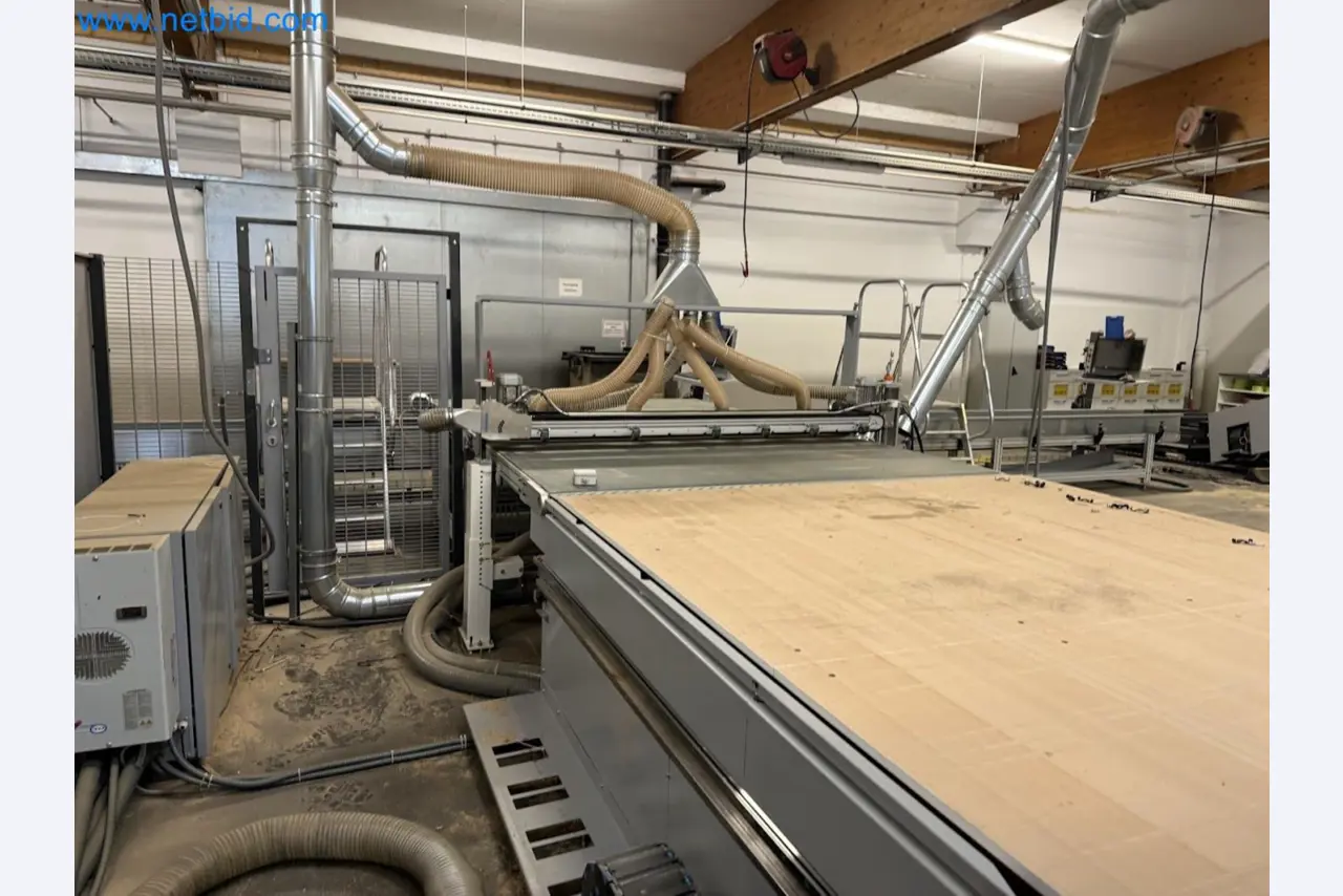 Nesting CNC machining centers FELDER FORMAT4 Profit H100 22.32 - High-performance technology for carpenters and joiners-24