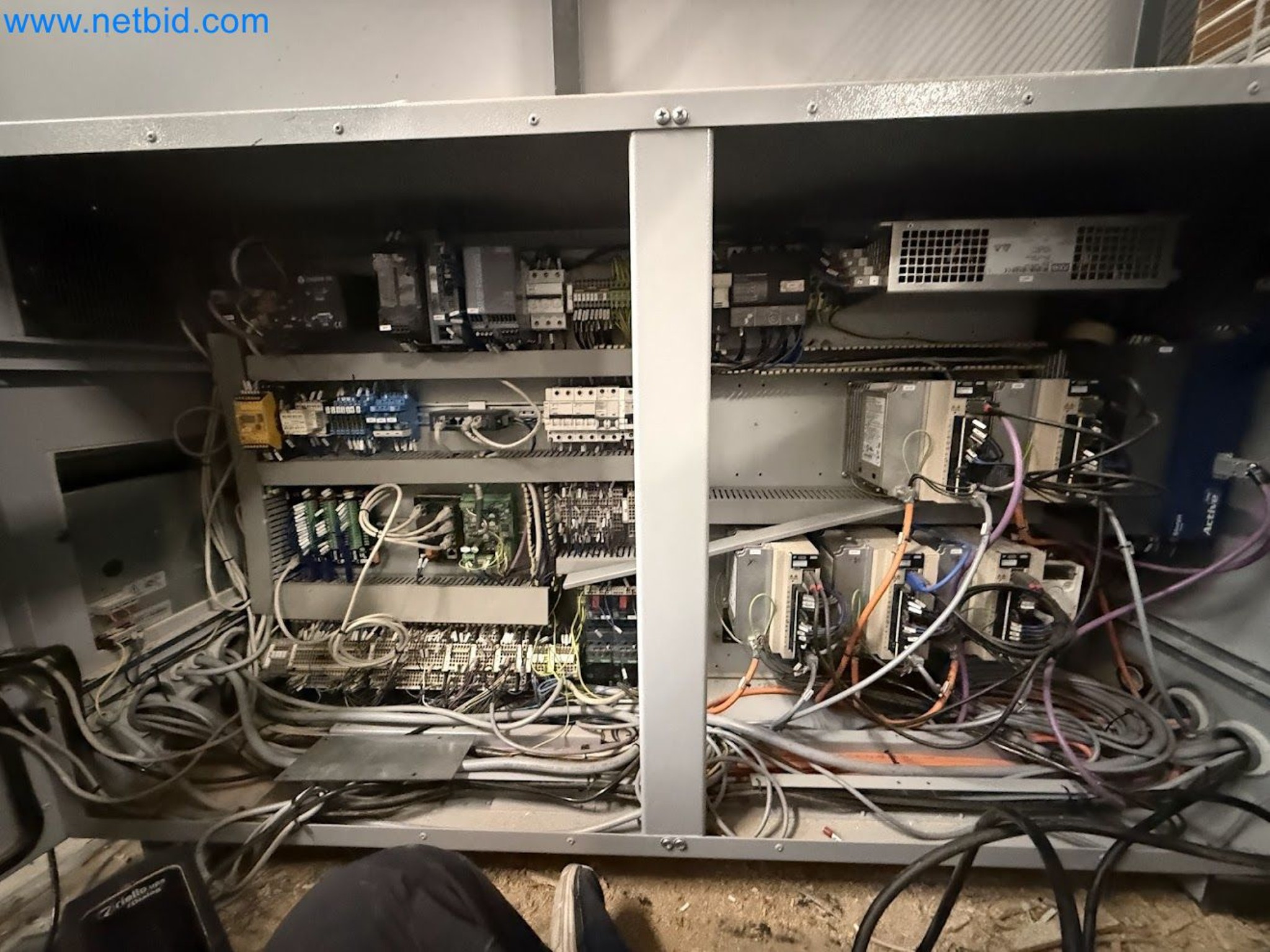 Nesting CNC machining centers FELDER FORMAT4 Profit H100 22.32 - High-performance technology for carpenters and joiners-28