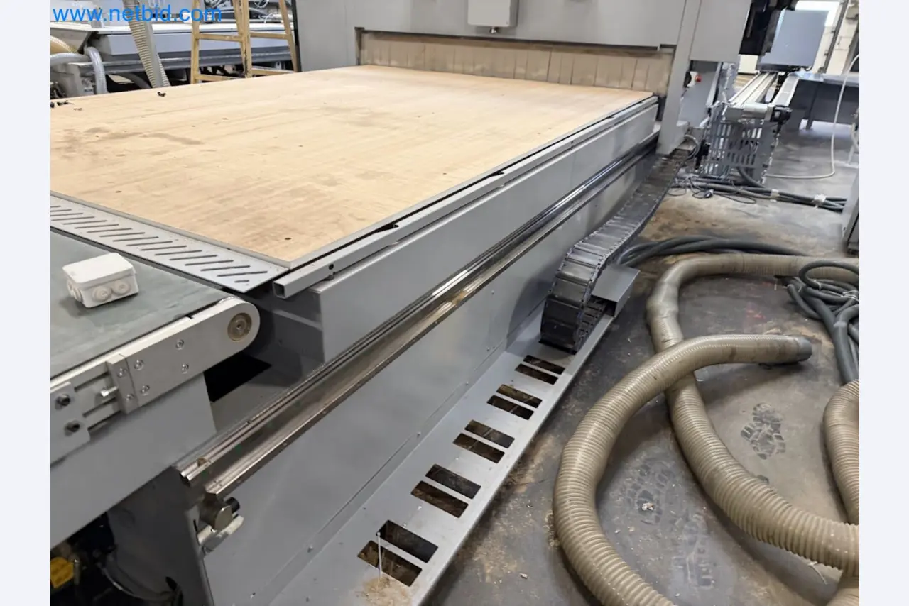 Nesting CNC machining centers FELDER FORMAT4 Profit H100 22.32 - High-performance technology for carpenters and joiners-30