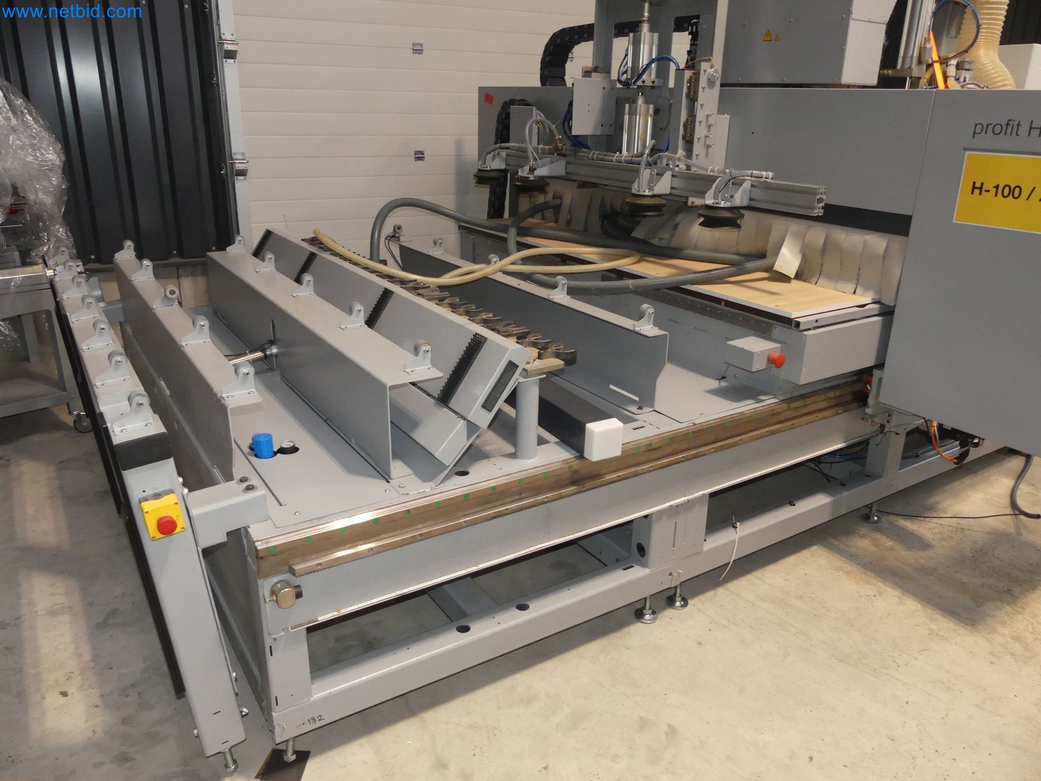 Nesting CNC machining centers FELDER FORMAT4 Profit H100 22.32 - High-performance technology for carpenters and joiners-39