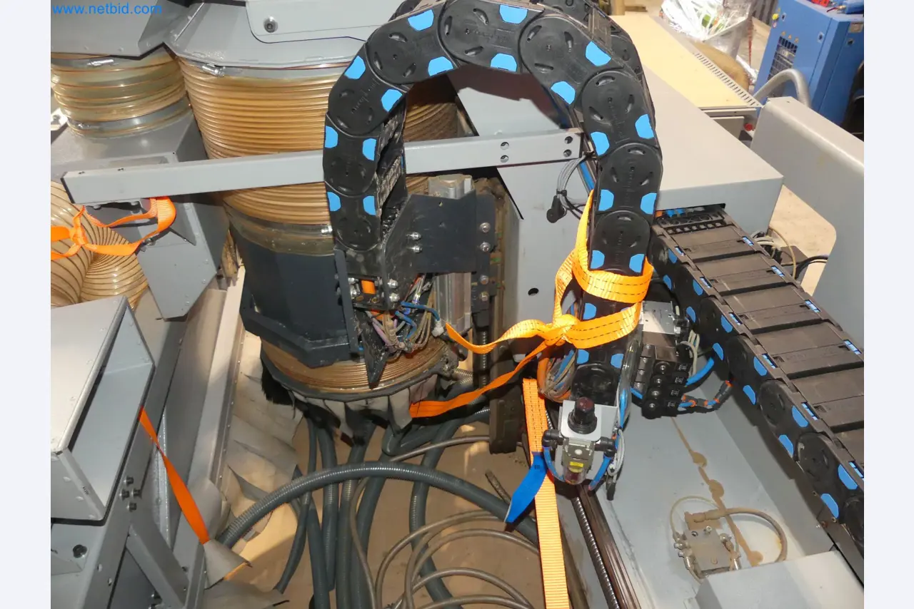 Nesting CNC machining centers FELDER FORMAT4 Profit H100 22.32 - High-performance technology for carpenters and joiners-45