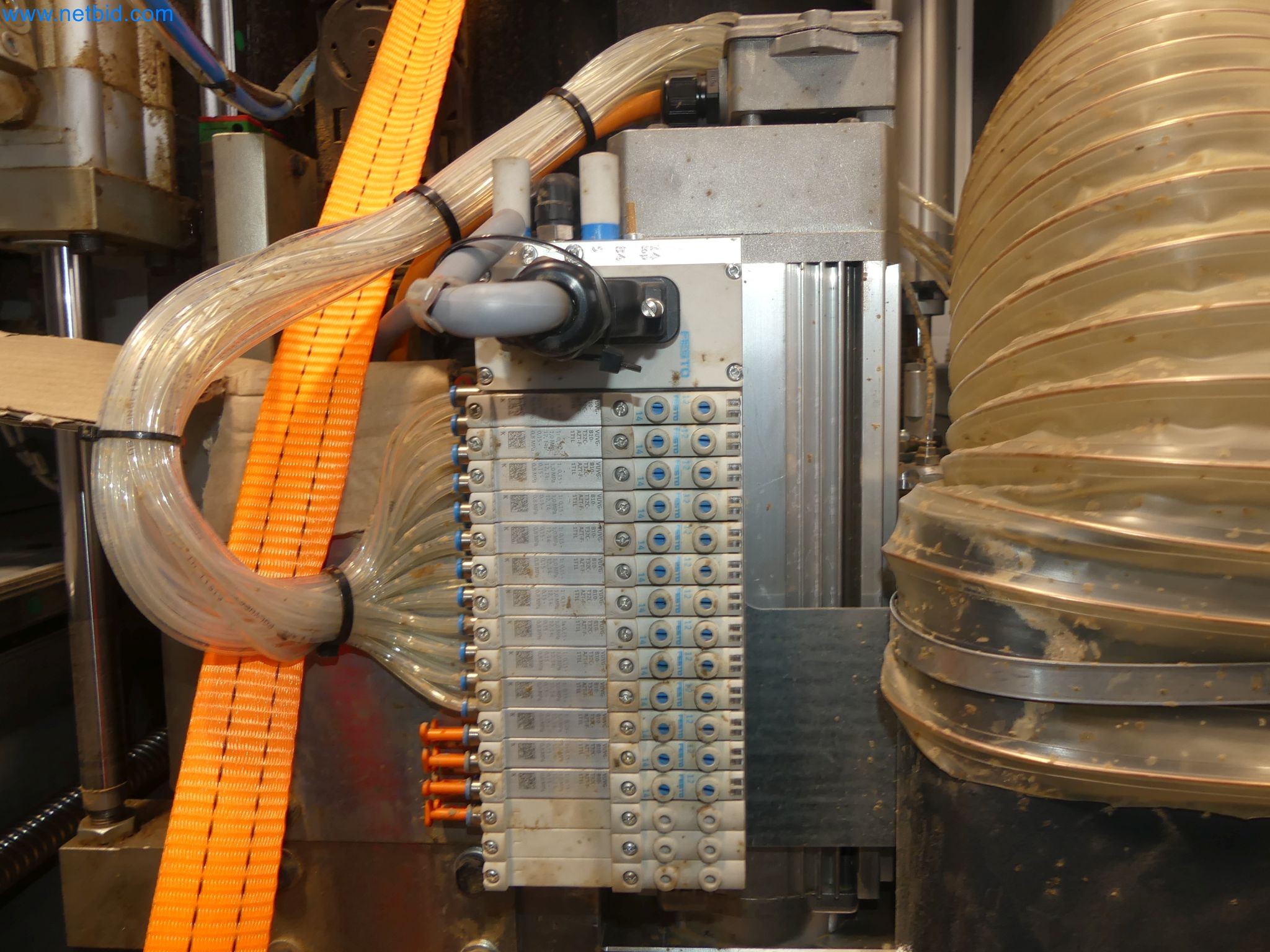 Nesting CNC machining centers FELDER FORMAT4 Profit H100 22.32 - High-performance technology for carpenters and joiners-51