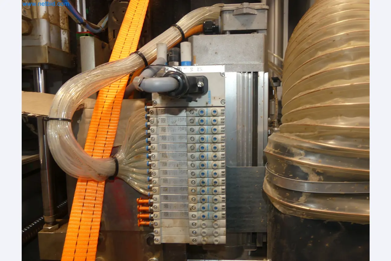 Nesting CNC machining centers FELDER FORMAT4 Profit H100 22.32 - High-performance technology for carpenters and joiners-51