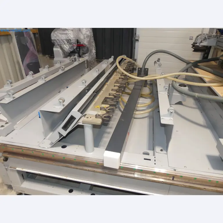 Nesting CNC machining centers FELDER FORMAT4 Profit H100 22.32 - High-performance technology for carpenters and joiners-52