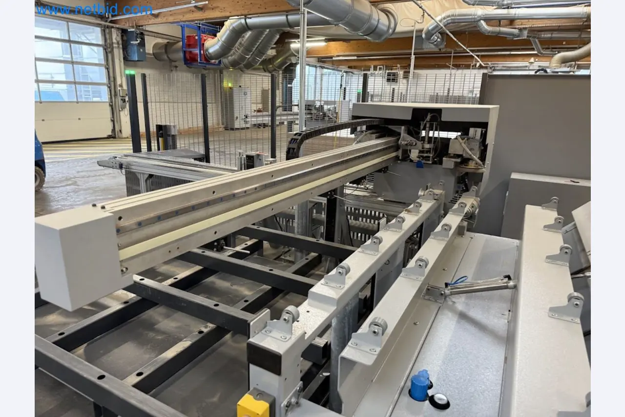 Nesting CNC machining centers FELDER FORMAT4 Profit H100 22.32 - High-performance technology for carpenters and joiners-13