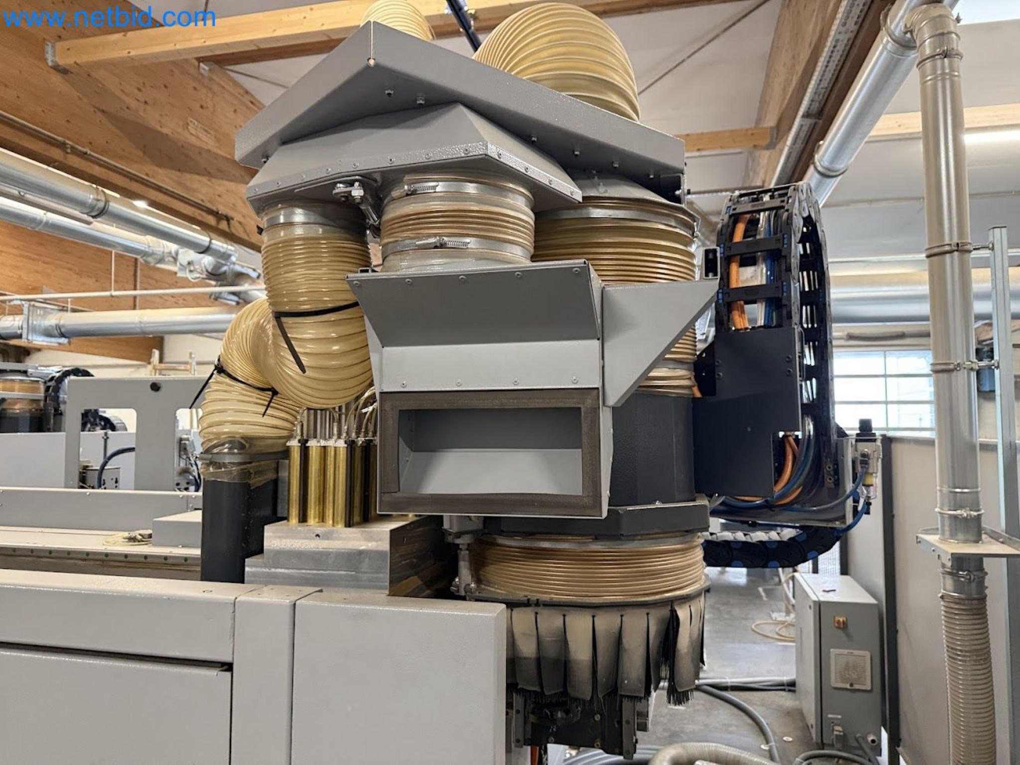 Nesting CNC machining centers FELDER FORMAT4 Profit H100 22.32 - High-performance technology for carpenters and joiners-15