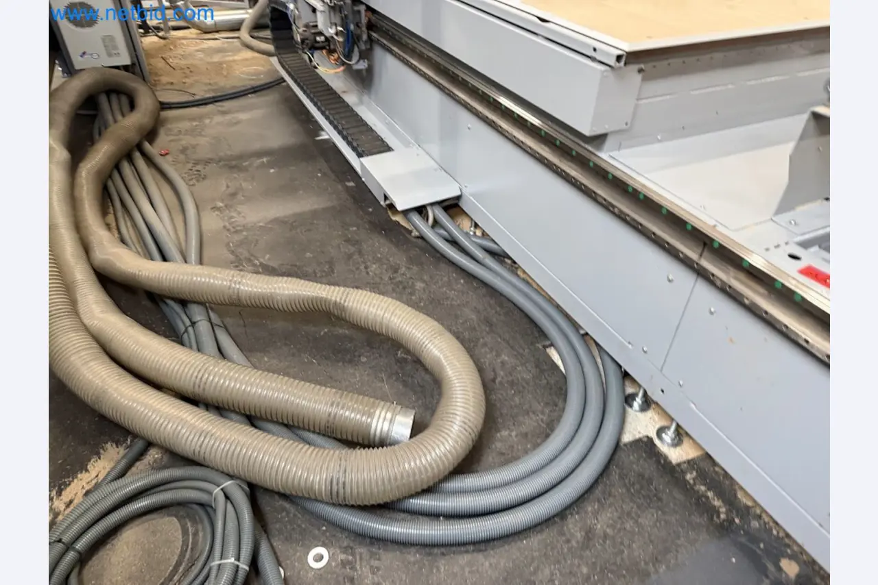 Nesting CNC machining centers FELDER FORMAT4 Profit H100 22.32 - High-performance technology for carpenters and joiners-25