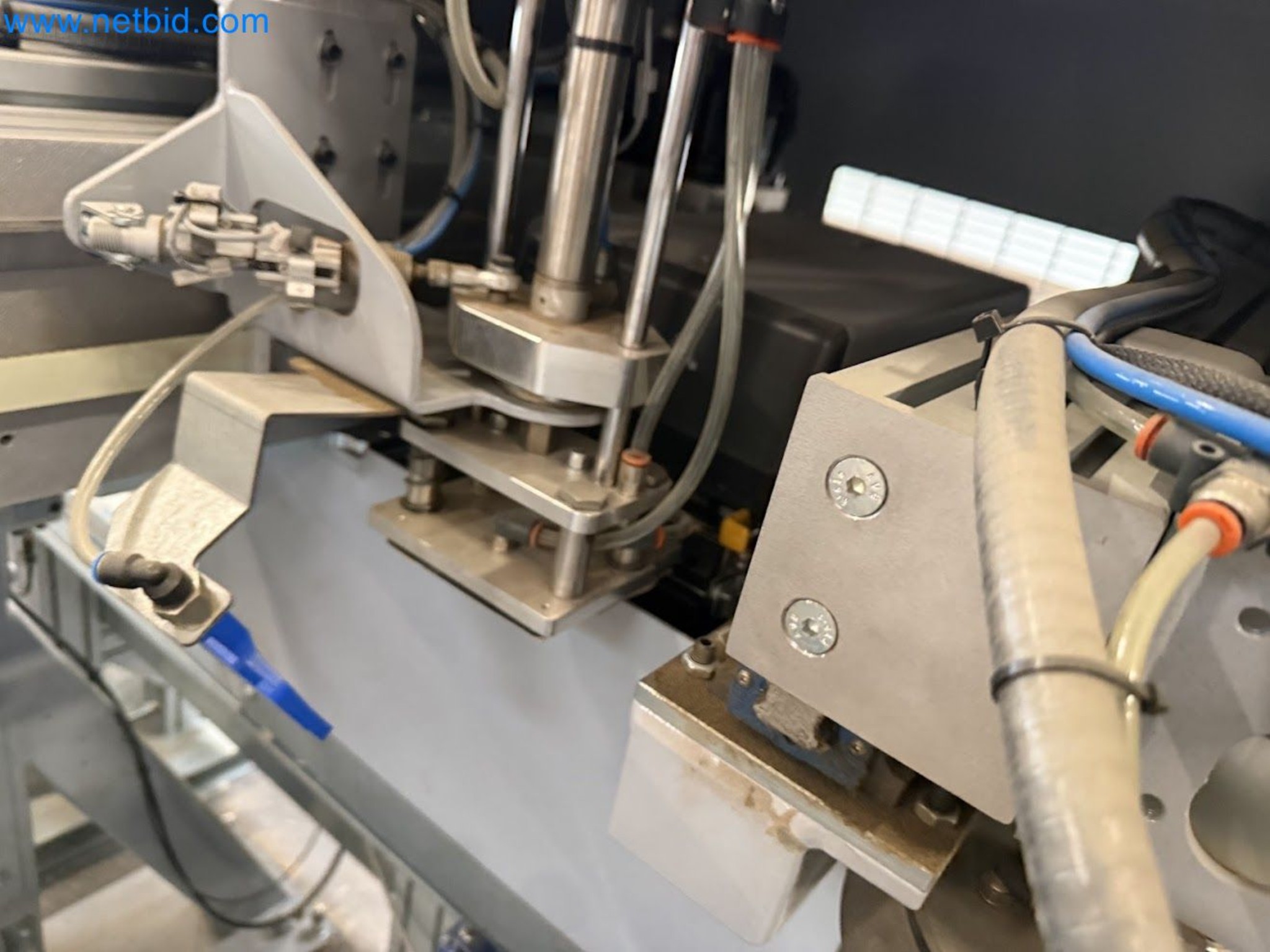 Nesting CNC machining centers FELDER FORMAT4 Profit H100 22.32 - High-performance technology for carpenters and joiners-28