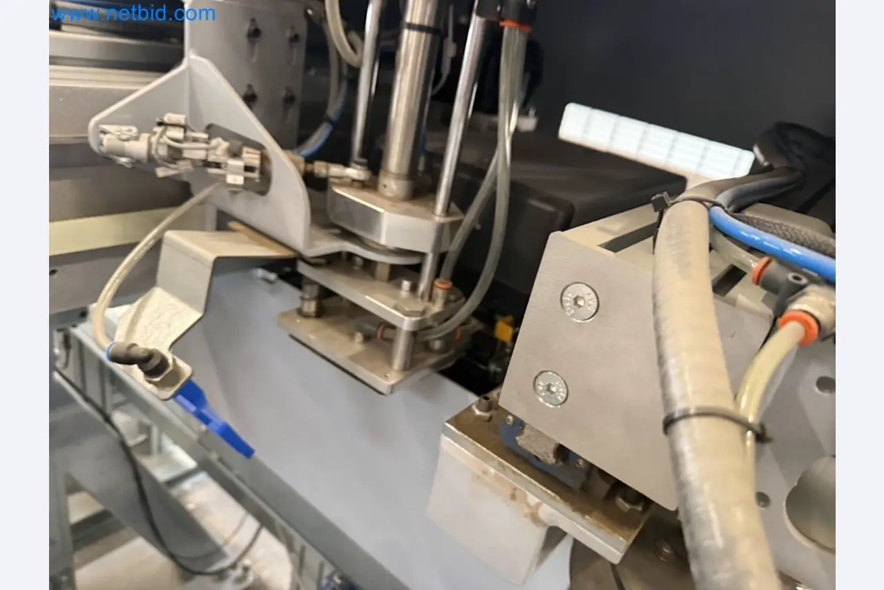 Nesting CNC machining centers FELDER FORMAT4 Profit H100 22.32 - High-performance technology for carpenters and joiners-28