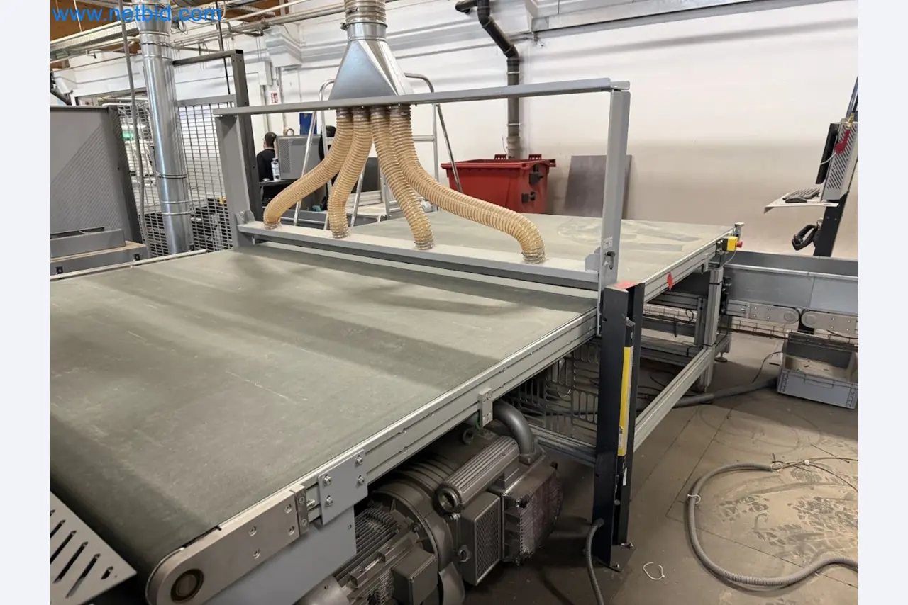 Nesting CNC machining centers FELDER FORMAT4 Profit H100 22.32 - High-performance technology for carpenters and joiners-33