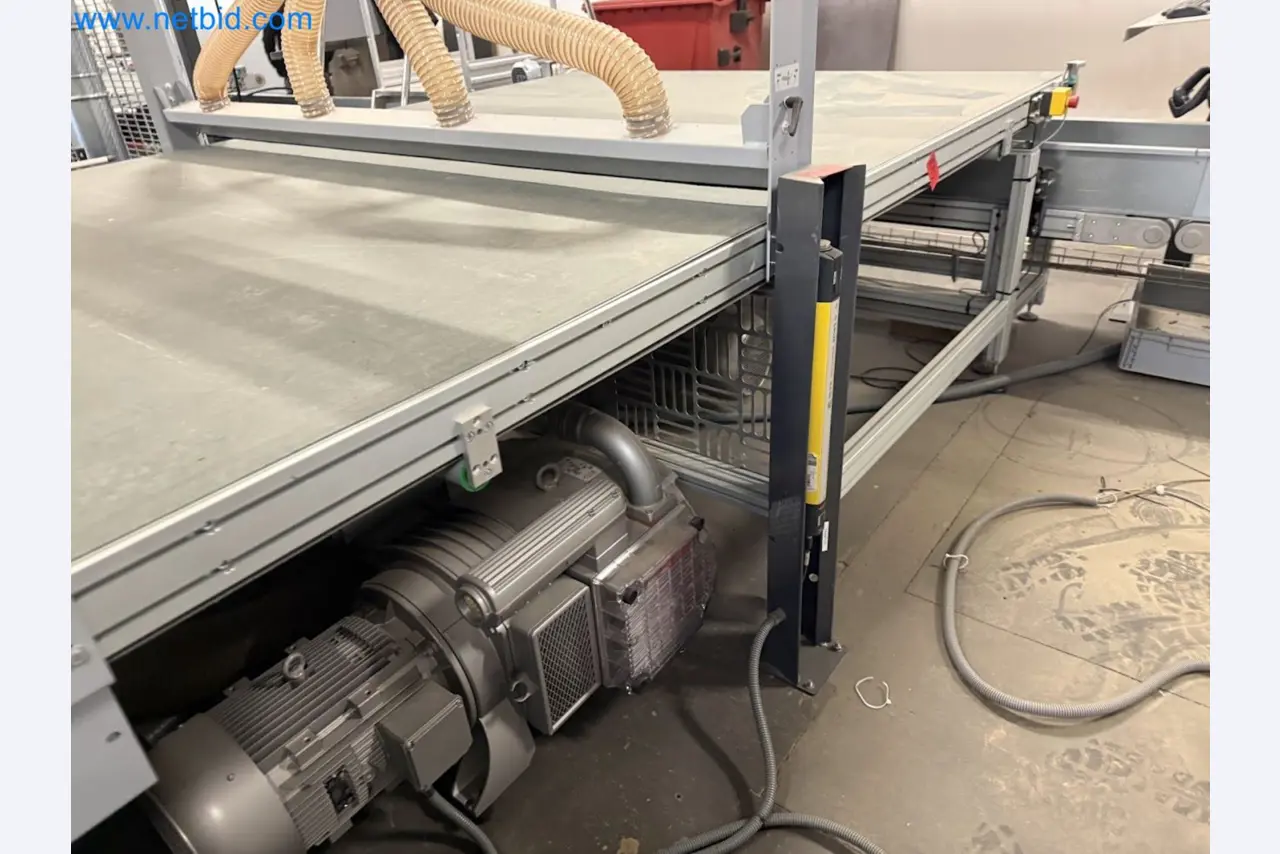 Nesting CNC machining centers FELDER FORMAT4 Profit H100 22.32 - High-performance technology for carpenters and joiners-36