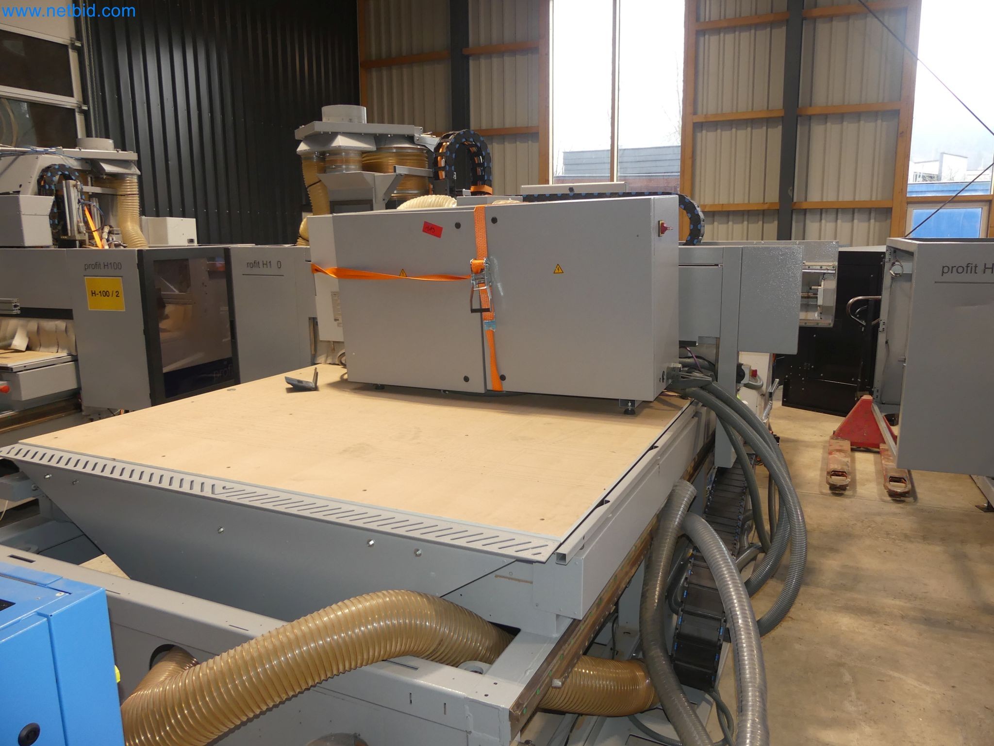 Nesting CNC machining centers FELDER FORMAT4 Profit H100 22.32 - High-performance technology for carpenters and joiners-41