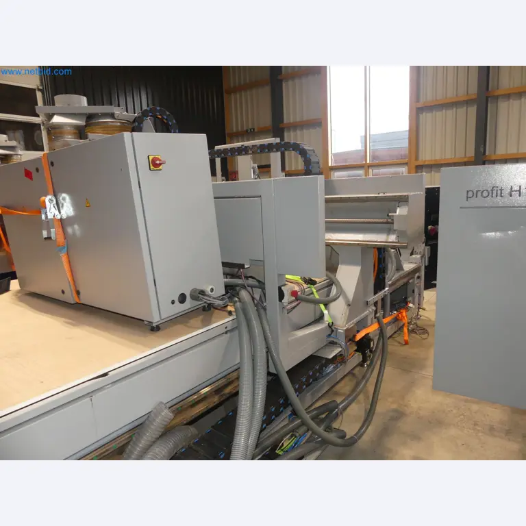 Nesting CNC machining centers FELDER FORMAT4 Profit H100 22.32 - High-performance technology for carpenters and joiners-42