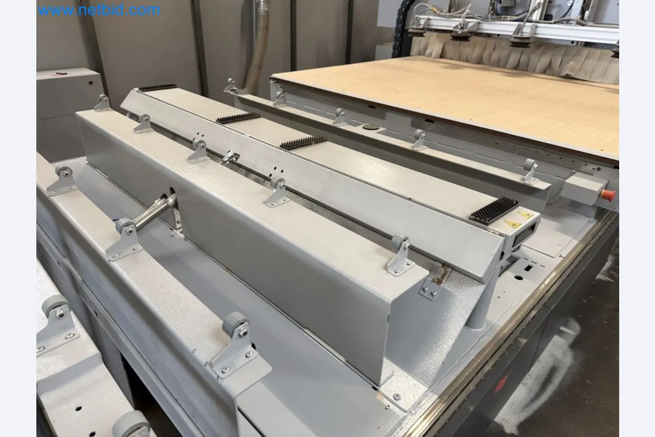 Nesting CNC machining centers FELDER FORMAT4 Profit H100 22.32 - High-performance technology for carpenters and joiners-4