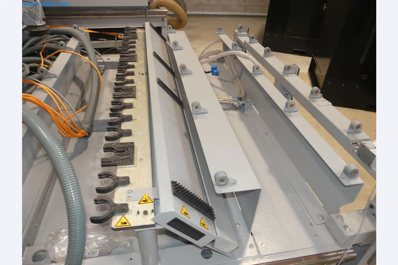 Nesting CNC machining centers FELDER FORMAT4 Profit H100 22.32 - High-performance technology for carpenters and joiners-54