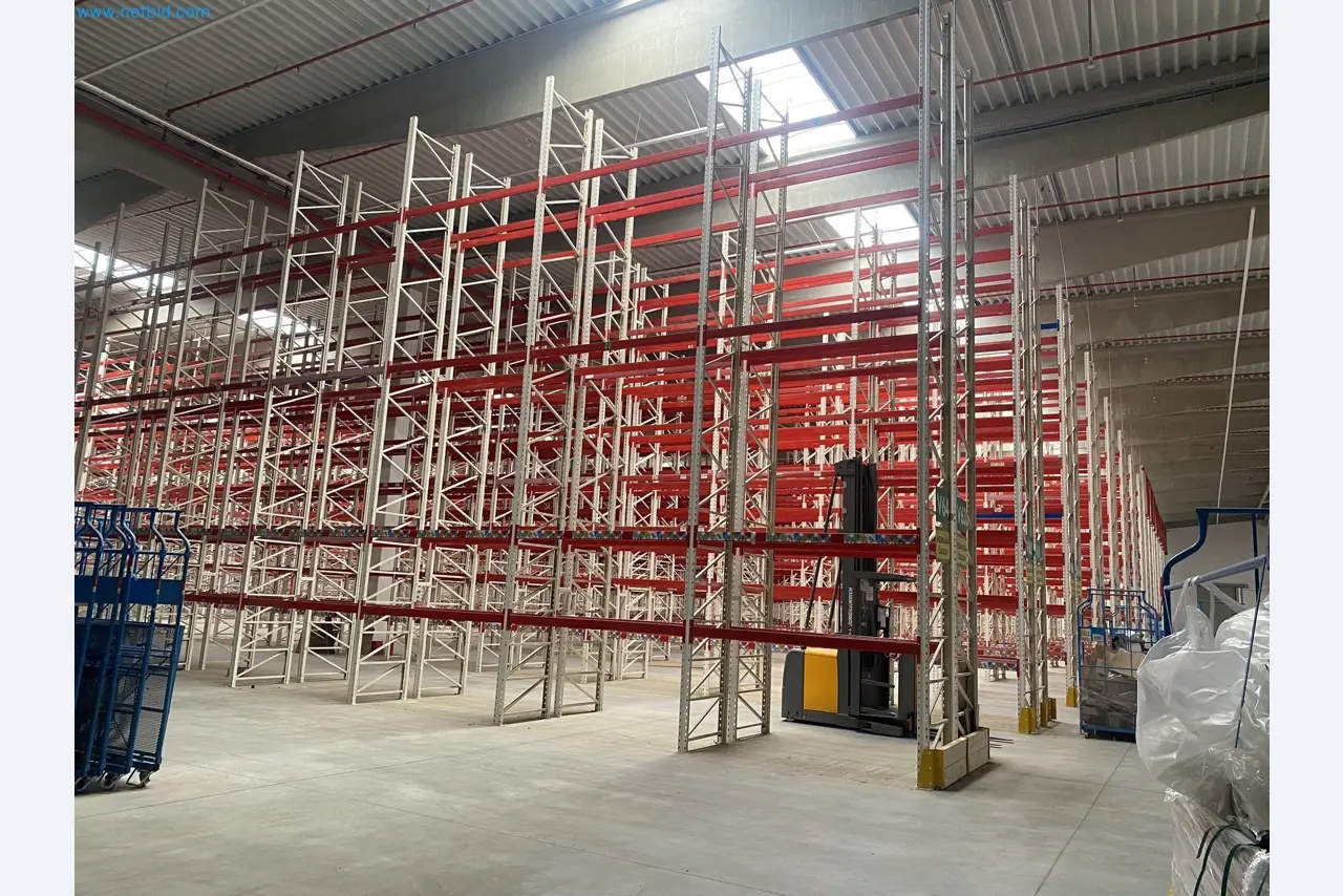 The racking system and forklift trucks-1