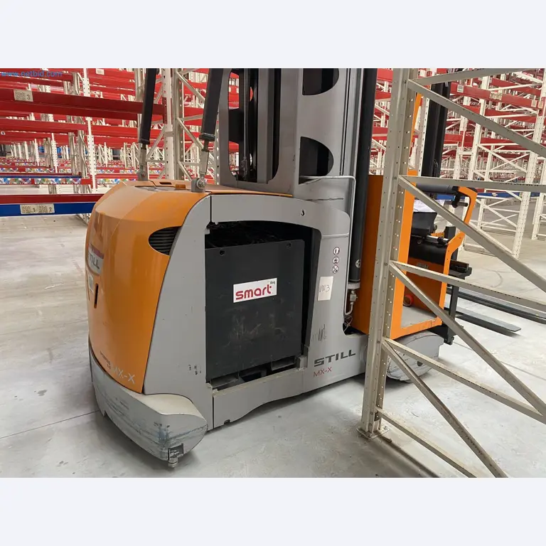 The racking system and forklift trucks-2