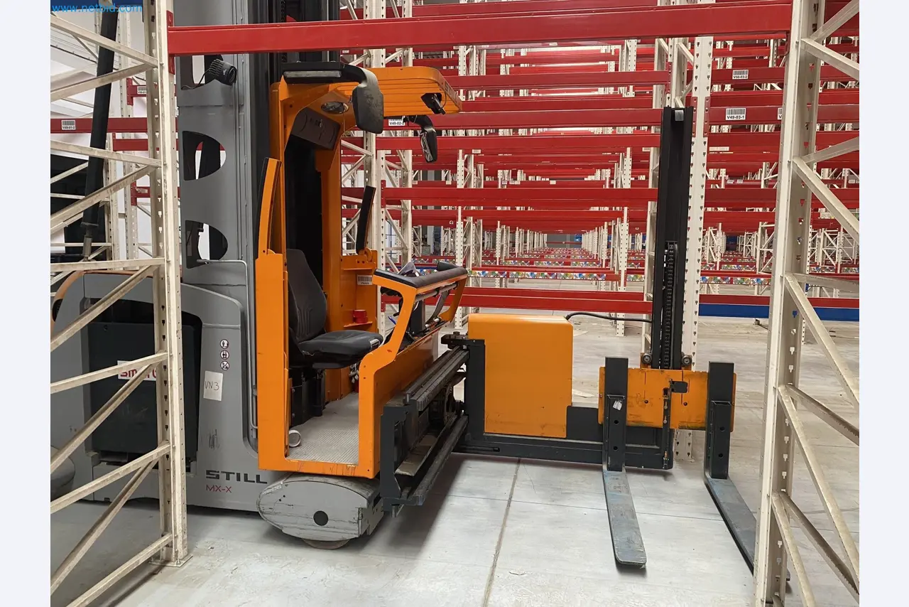 The racking system and forklift trucks-3