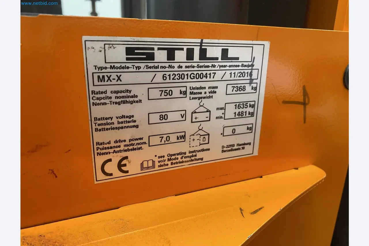 The racking system and forklift trucks-4