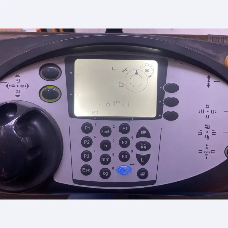 The racking system and forklift trucks-4