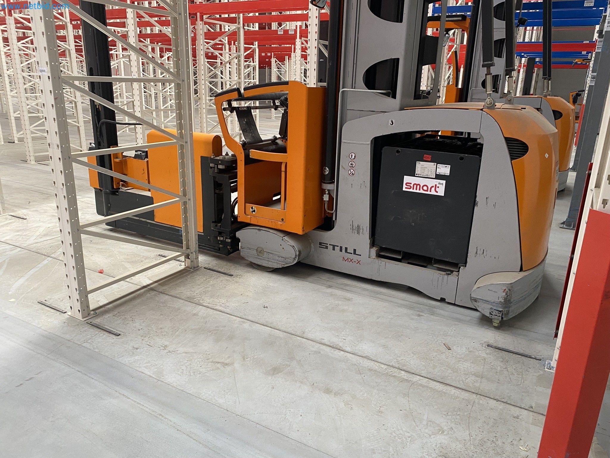 The racking system and forklift trucks-5