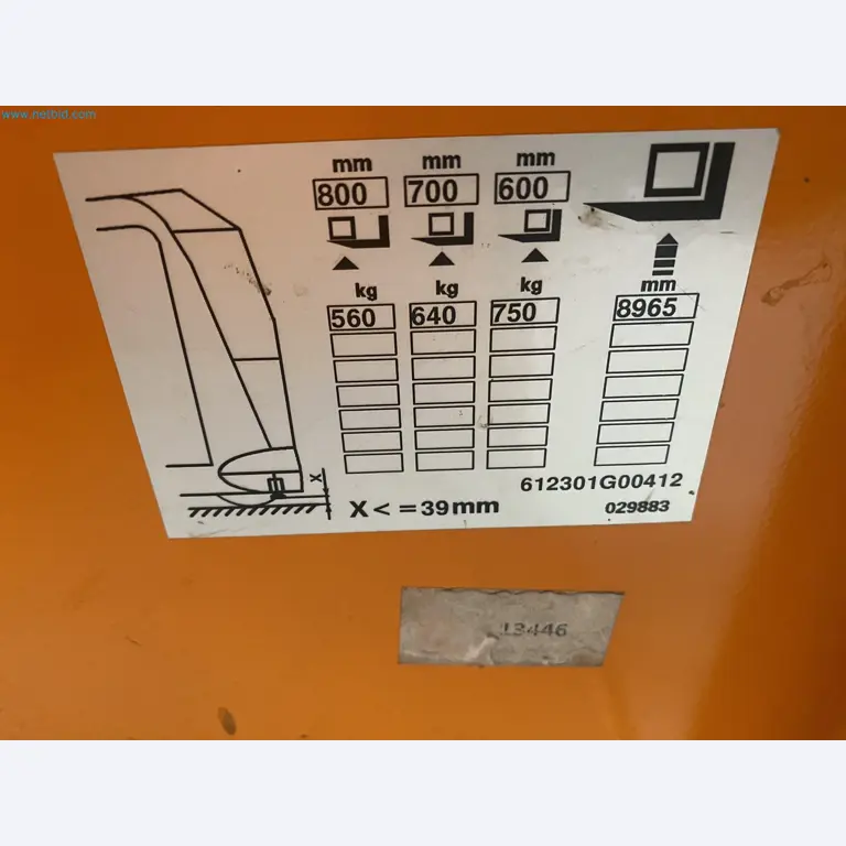 The racking system and forklift trucks-2