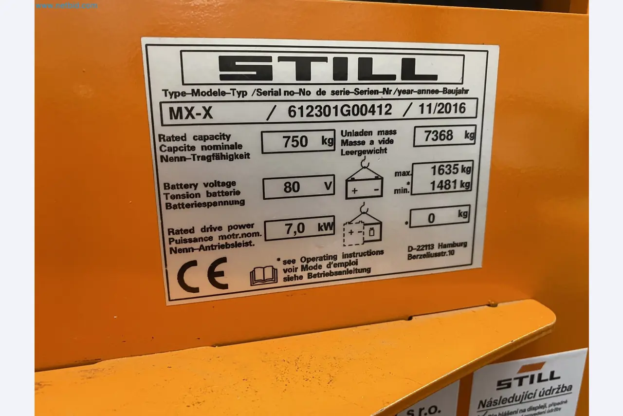 The racking system and forklift trucks-4