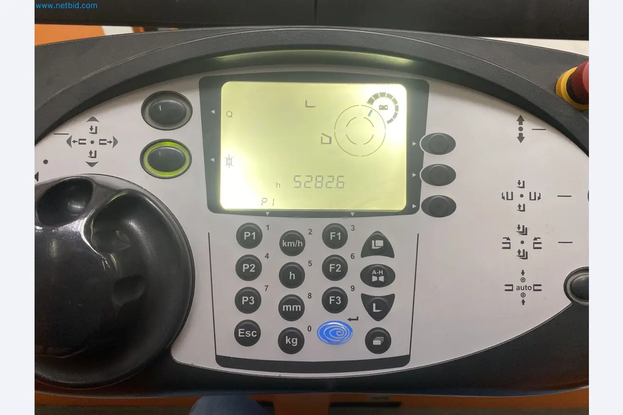 The racking system and forklift trucks-5