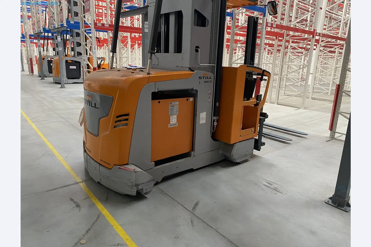 The racking system and forklift trucks-1