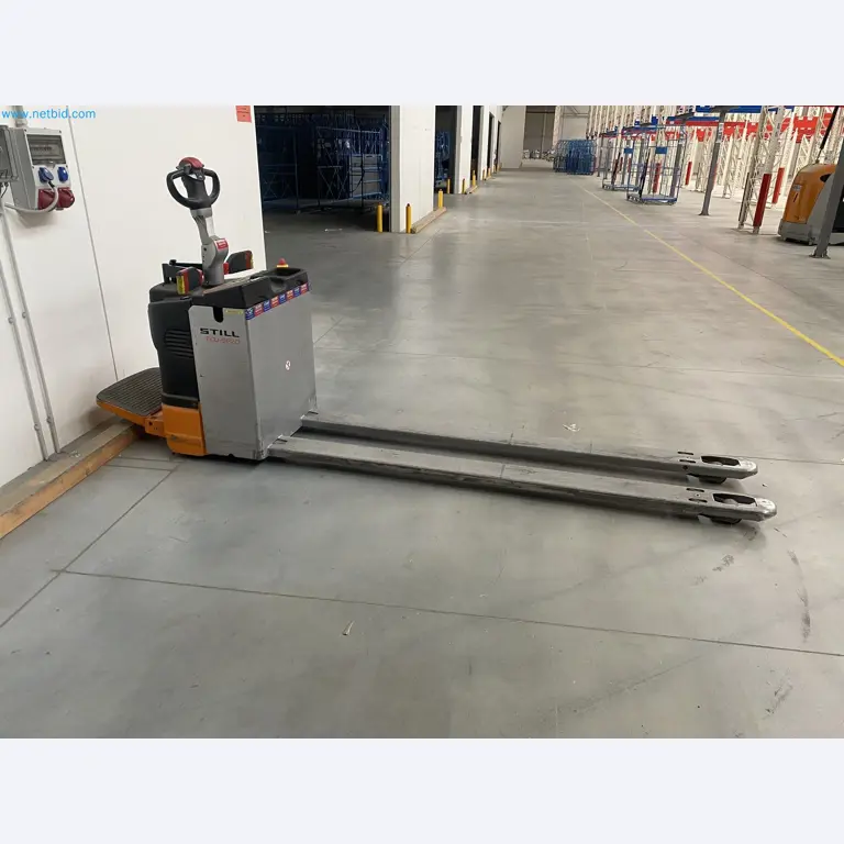 The racking system and forklift trucks-1