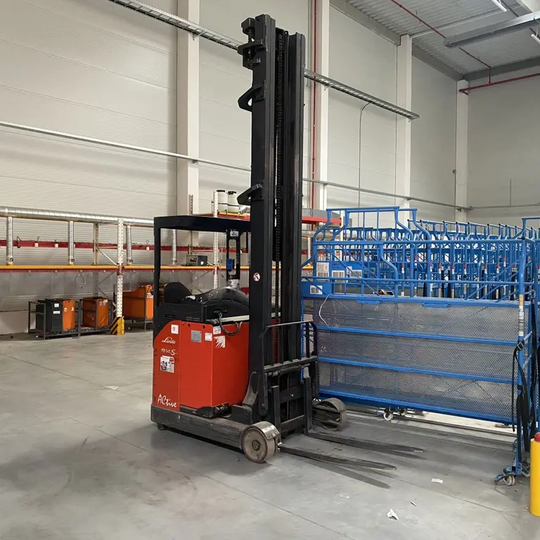 Forklift truck Linde - Retrak R14S