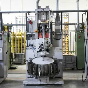 Single-Head Industrial Yarn Winding / Spooling Machine SCHLAFHORST RC10–R1–U/EW