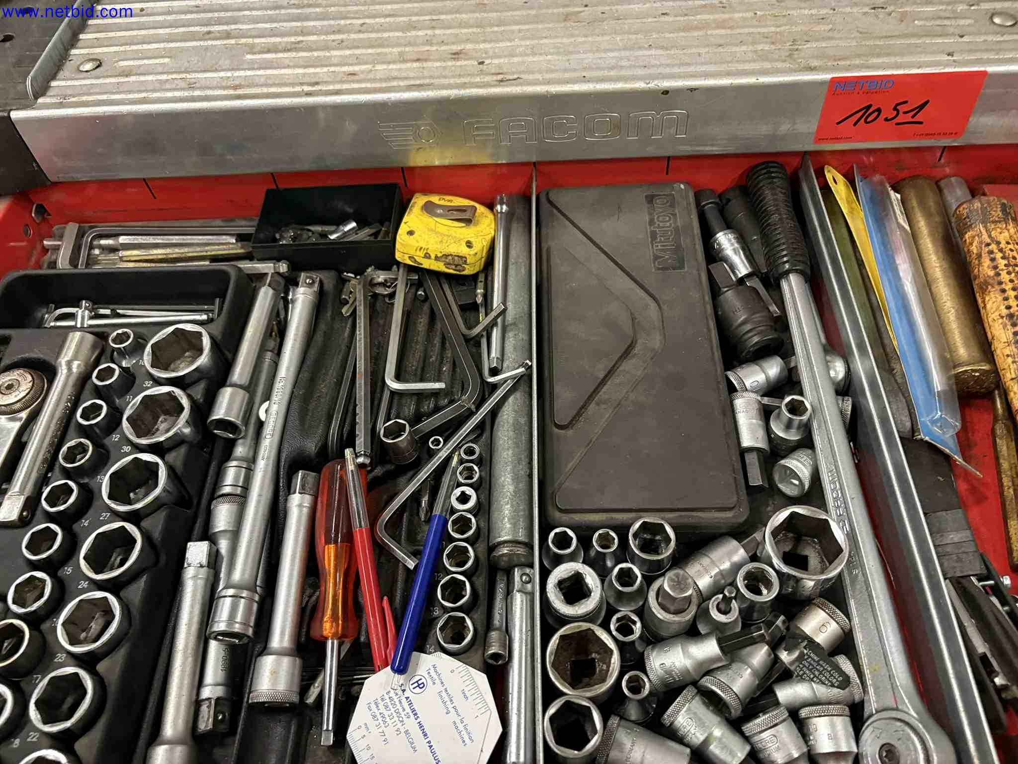 Uzavření závodu společnosti Balta Industries (Belgie) – výrobní závody výrobce koberců-3