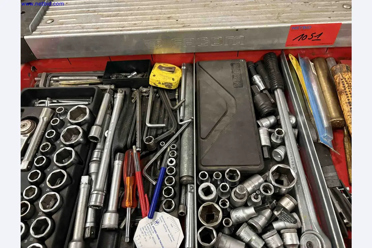 Uzavření závodu společnosti Balta Industries (Belgie) – výrobní závody výrobce koberců-3