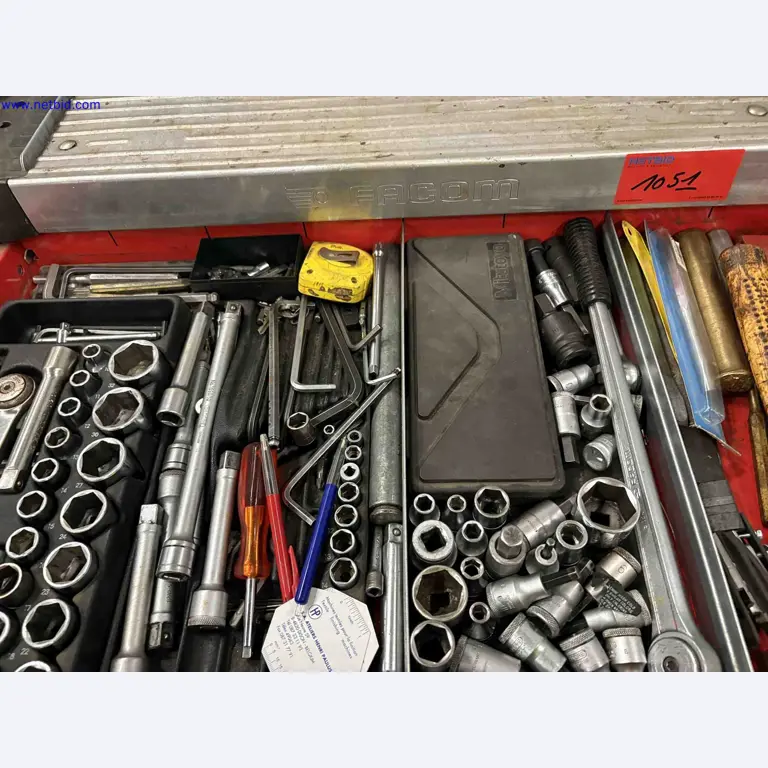 Uzavření závodu společnosti Balta Industries (Belgie) – výrobní závody výrobce koberců-3