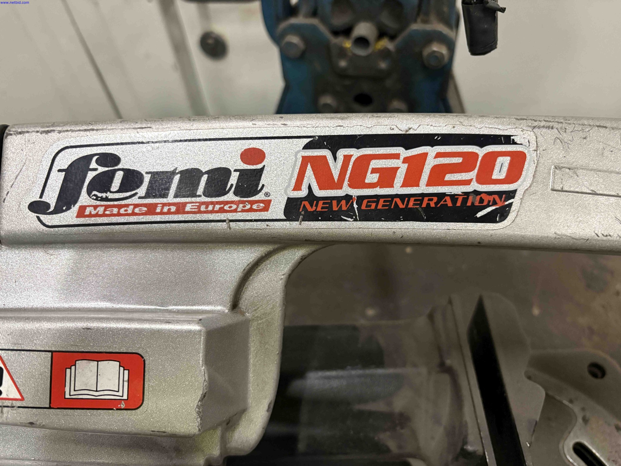 Portable horizontal bandsaw with bench Femi NG120 – foto 7 – kavel bij NetBid, Roterijstraat 205-8793 Waregem