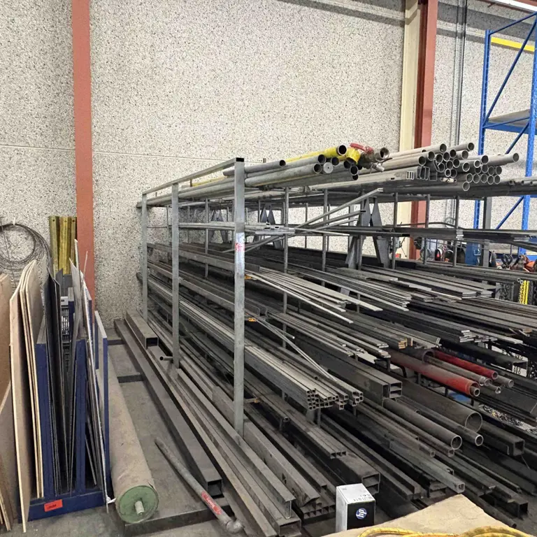 1 Set Stahlbestand