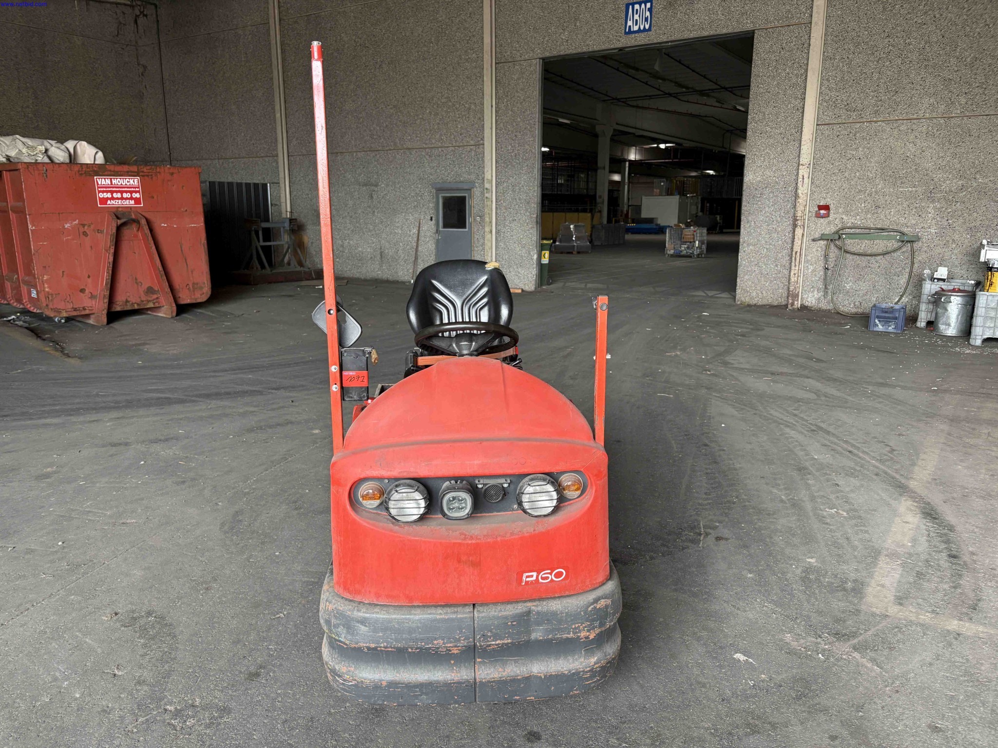 Tow Truck Linde P60Z – foto 2 – kavel bij NetBid, Roterijstraat 205-8793 Waregem