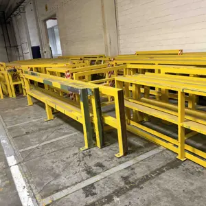 1 Set Sicherheitsbarriere aus Stahl