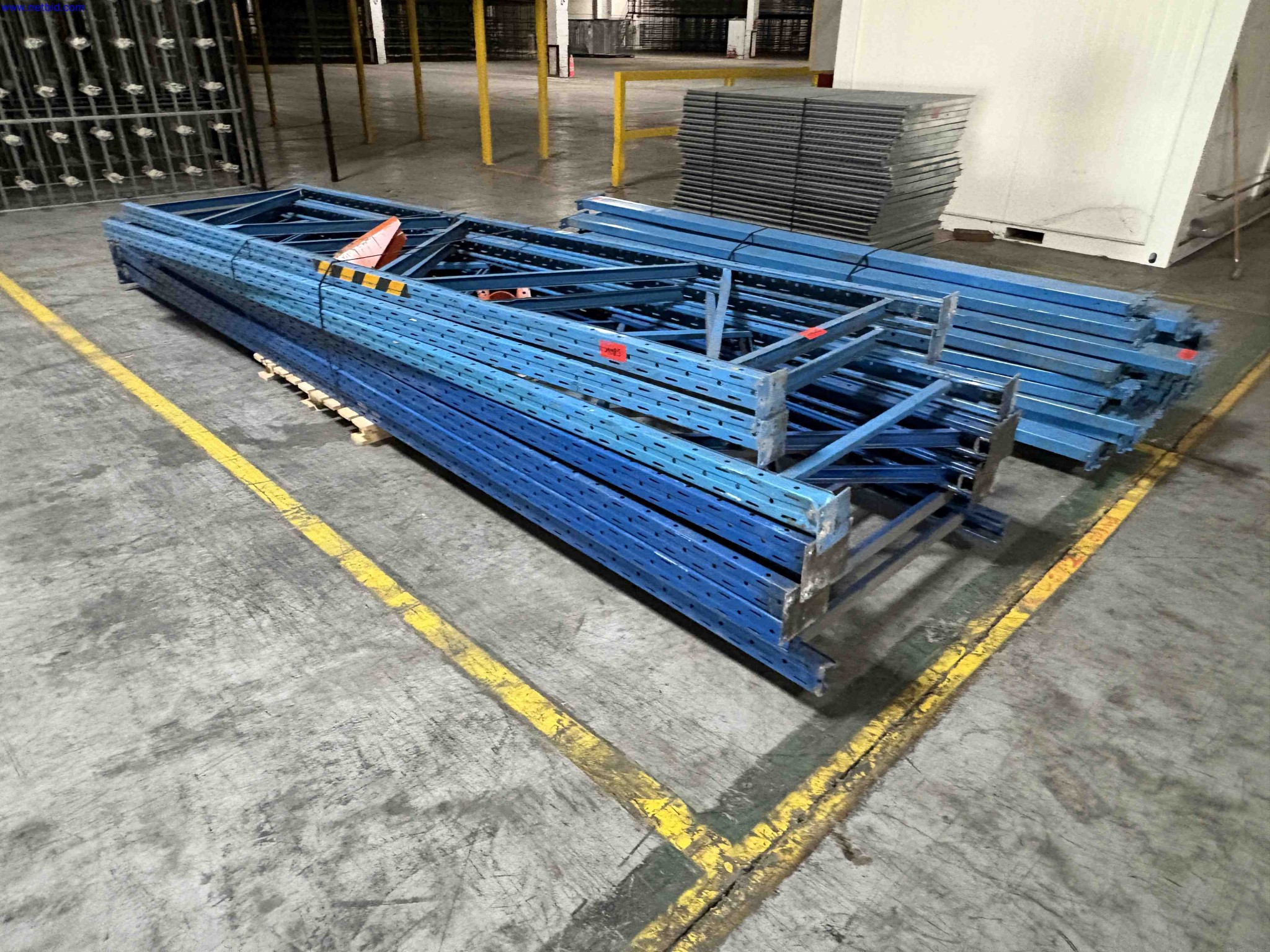 Boltless Pallet Racking Stow – foto 8 – kavel bij NetBid, Roterijstraat 205-8793 Waregem