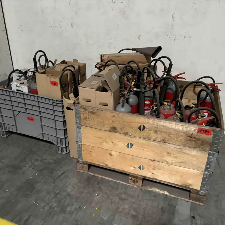 1 Set Feuerlöscher