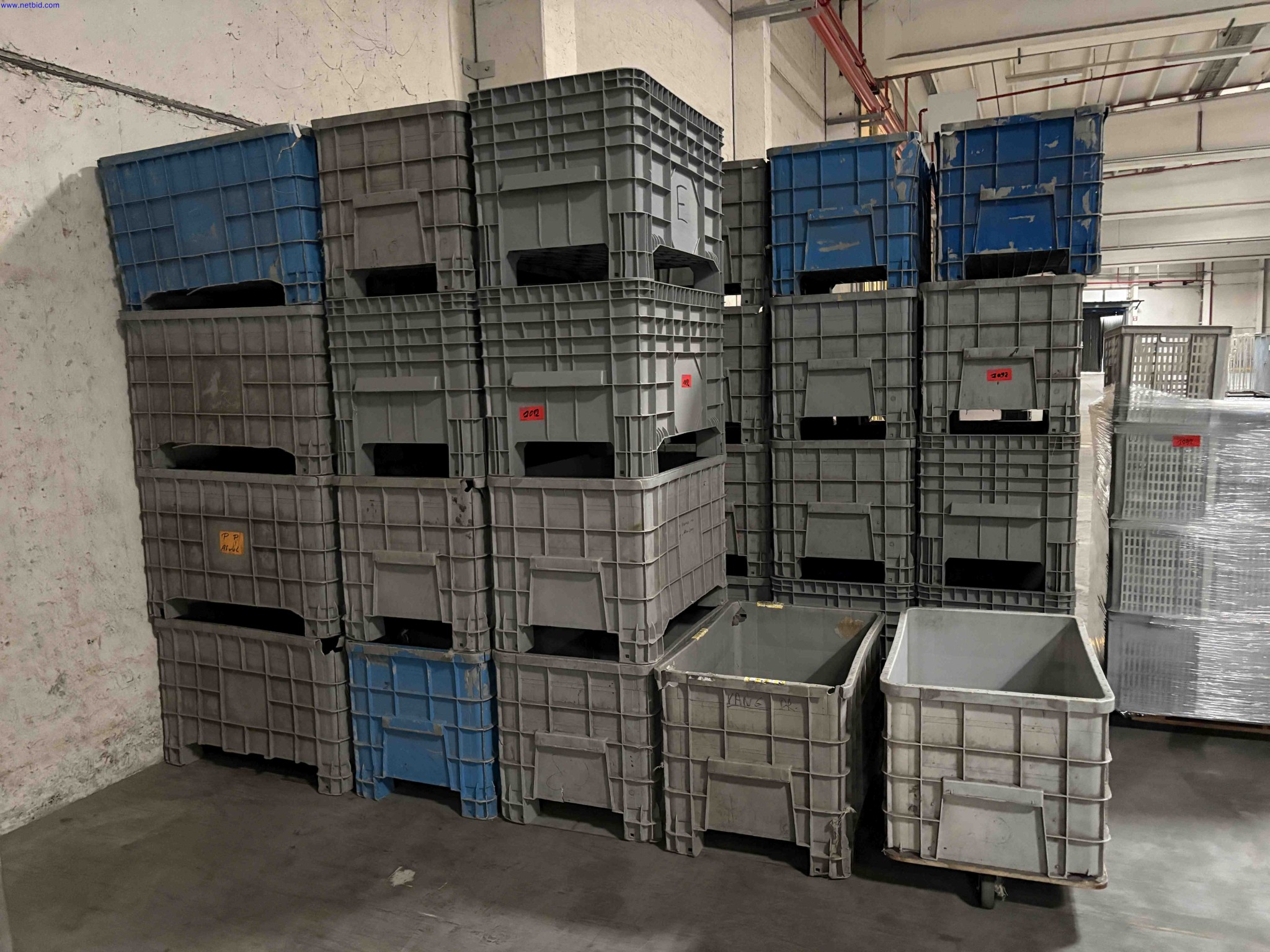 1 Set Industrial plastic boxes / pallet boxes – foto 3 – kavel bij NetBid, Roterijstraat 205-8793 Waregem